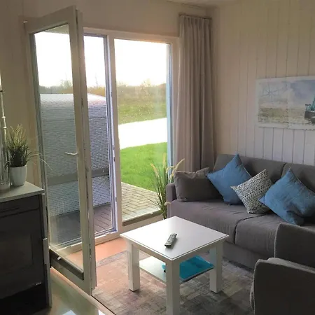 Holiday home Skipper Hus By Seeblick Ferien Oro